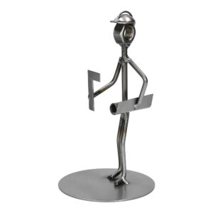 Metalowa figurka inżyniera jako prezent na obronę pracy dyplomowej