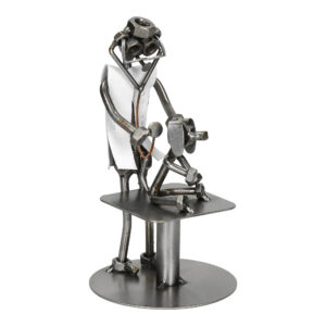 Metalowa figurka weterynarza jako oryginalny prezent lub śmieszny upominek