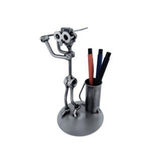 Metalowa figurka golfisty z organizerem – oryginalny prezent dla miłośnika golfa