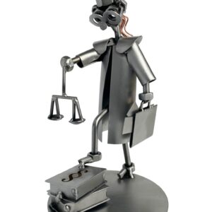 metalowa figurka prawniczka z waga sprawiedliwosci prezent dla prawnika