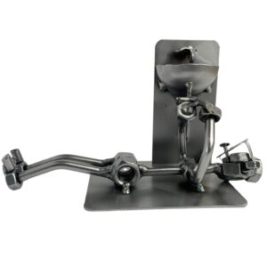 metalowa figurka hydraulik przy pracy prezent dla hydraulika